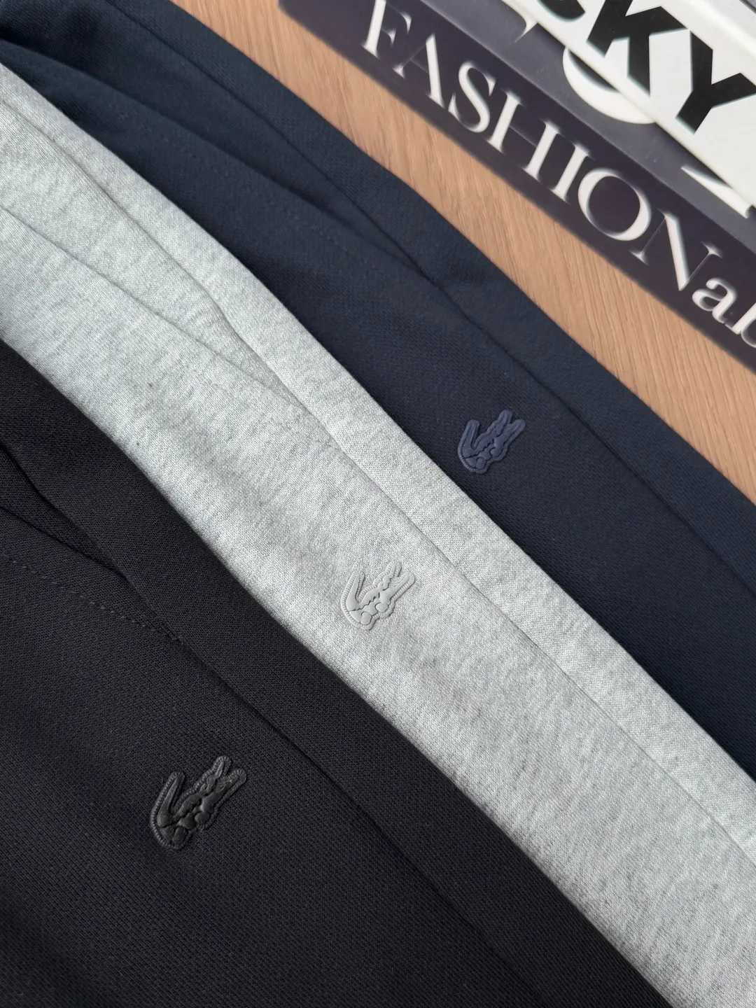 2026 Summer In Stock New Arrival is on the market in large quantities🎆👏👏 LACOSTE 360g terry tripe flat sweatpants Style number: LA-6306 Color: Black Royal Blue Gray Size: M L XL XXL